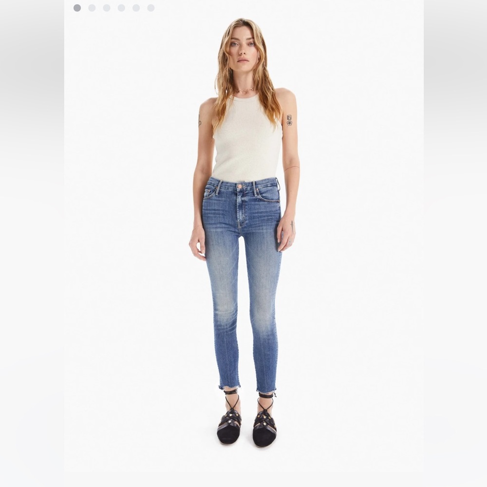 Mother High Waisted Looker Ankle Fray.Size 27
